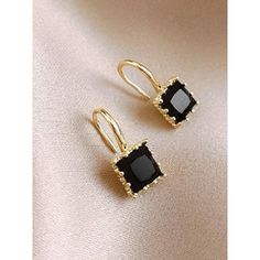 Category:Earring; Season:Spring,Summer,Fall,Winter; Gender:Women's; Quantity:2pcs; Style:Contemporary,Fashion,Modern,Daily; Jewelry Type:Earrings; Occasion:Daily,Park,Weekend,Outdoor,Street; Material:Alloy; Color:Black,White,Red,Blue; Age Group:Adults; Pattern:Geometry; Front page:FF; Listing Date:09/11/2023; Production mode:External procurement Cheap Earrings, Daily Jewelry, Red Blue Green, Online Earrings, Contemporary Jewelry, Black White Red, Modern Fashion, Contemporary Fashion, Summer Fall