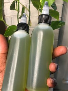 This is a Rosemary and mint infused hair oil the base oil. This oil is infused overtime with fresh herbs. The oil moisturizes and nourishes the hair and scalp to promote hair growth. The rosemary and mint oil can regrow lost hair as well as keep the scalp conditioned. Rosemary Mint Hair Oil, Regrow Lost Hair, Infused Hair Oil, Mint Hair, Mint Oil, Promote Hair Growth, Clove Oil, Rosemary Mint, Rosemary Oil