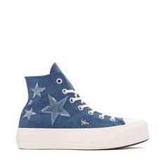 Blue Star Shoes, Denim Converse, Chuck Taylor All Star Lift, New Street Style, Custom Converse, Basketball Star, High Top Sneaker, Star Shoes, Star Sneakers