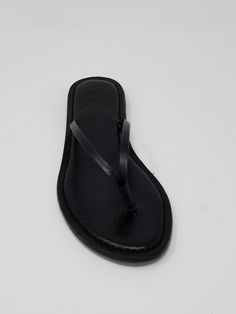 Made in Los Angeles Full Leather Upper Full leather Outsole 5mm Memory foam insole Classic Leather Flip Flops For Beach, Classic Leather Flip Flops For The Beach, Classic Leather Slip-on Flip Flops, Classic Flip Flops With Rubber Sole And Round Toe, Classic Flip Flops With Round Toe And Rubber Sole, Synthetic Single Toe Strap Flip Flops With Rubber Sole, Classic Sandals With Ortholite Insole And Round Toe, Classic Everyday Flip Flops With Single Toe Strap, Classic Leather Sandals With Cushioned Footbed