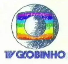 the logo for tv gobinho shows an image of a camera with a rainbow - colored lens