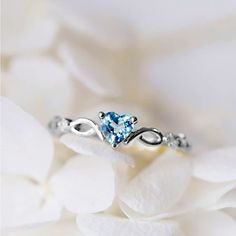 Women’s Silver Heart Shaped Ring Brand New And Absolutely Gorgeous Offers Welcome Bundle And Save Blue Heart Ring, Cute Promise Rings, Promise Rings Simple, Princess Diamond Ring, Silver Promise Rings, Blue Engagement Ring, Cute Engagement Rings, Silver Heart Ring, Stylish Rings