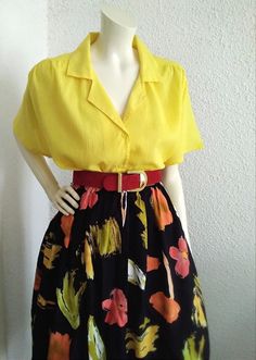 70s retro mod blouse vivid yellow blouse minimalist basic blouse notched collar top lemon yellow blouse semi-sheer summer blouse 48/50 size, 65% polyester and 35% cotton. measurements laying flat : shoulders and both sleeves together :95 cm(37.5 inches) bust:69cm (27 inches) total lenght :67 cm (26,5 inches) Summer V-neck Workwear Shirt, Retro V-neck Summer Shirt, Retro V-neck Summer Blouse, Trendy Summer Blouse With Collared Neckline, Fitted Collar Blouse For Summer, Chic V-neck Summer Shirt, Chic Collared Neckline Summer Top, Chic Summer Top With Collared Neckline, Chic Summer Collared Tops