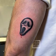 Scream mask tattoo, realistic tattoo, red ink tattoo, dot work, Atelier Milie tattoo artist, Halloween flash, spooky season Scream Tattoo, Halloween Flash, Scream, Flash, Halloween