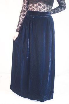 "Stunning glossy blue velvet vintage maxi skirt, of 100% rayon , very beautiful fabric Feels a lot Victorian inspired, in the 70s and early 80s this trend was all the rage. Very elegant, luxurious looking, designed to sit at the natural waistline (thinnest part of the waist) The colour is very dark, rich blue, I had to use flash and bright lights taking these pics for colour to show up in photos. In darker lighting or in the evening it may appear almost black. It has lining inside, and is well m Blue Maxi Skirt For Evening, 50s Pencil Dress, Vintage Maxi Skirt, Lace Nightgown, Velvet Skirt, Jacquard Dress, Dress Satin, Vintage Velvet, Bright Lights