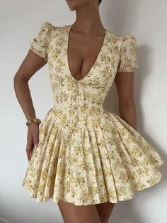 Color: Yellow, Size: L Elegante Y Chic, Fitted Mini Dress, Pleated Mini Dress, Mini Robes, Mini Dresses For Women, Weave Style, Dresses Short, Spring 2024, Mini Dress With Sleeves