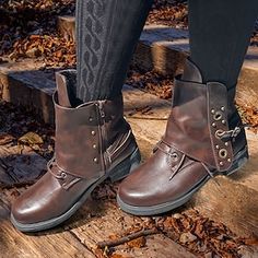 Women's Boots Button Boots Brogue Plus Size Outdoor Daily Solid Color Booties Ankle Boots Winter Kitten Heel Round Toe Elegant Vintage Fashion Faux Leather Lace-up Black Purple Brown 2024 - $41.99 Winter Steampunk Moto Boots With Round Toe, Steampunk Winter Moto Boots With Round Toe, Punk Style Moto Boots For Winter Cosplay, Punk Style Moto Boots For Cosplay In Winter, Punk Style Moto Boots For Cosplay And Winter, Gothic Moto Boots For Fall Cosplay, Gothic Moto Boots For Cosplay In Fall, Gothic Moto Boots For Cosplay And Fall, Fall Cosplay Boots With Round Toe