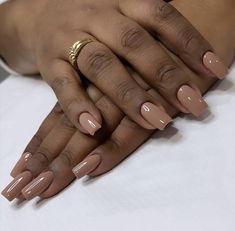 Classy and Chic: Beautiful Nude Nail Ideas for Dark Skin Short Nails Acrylic Brown Skin, Dipped Nails Neutral Colors, Main Dish And Sides Ideas, Aesthetic Nails For Brown Skin, Nude Nails Gel Polish, Pedicure Ideas For Brown Skin, Acrylics On Brown Skin, Brown Skin Manicure, Five Star Restaurant Food