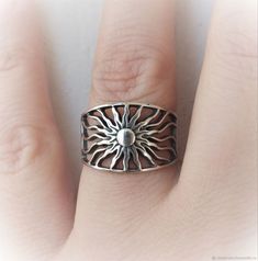 Astonishing 925 sterling silver Sun ring. Great gift for couples, her, him, them! Please, choose the material and size in options. If you have any questions - you are always welcome to DM. Sun Nails, Sun Ring, Mens Rings, Les Couples, Gift For Couples, Men's Rings, Schmuck Design, Piercing Jewelry, Rings Statement