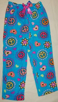 Peace Sign Flowers, Scene Pants, Plush Pajama Pants, Sign Flowers, Trashy Outfits, 2000s Girl, 90s Y2k Fashion, 2000s Fashion Trends, Sleep Clothes