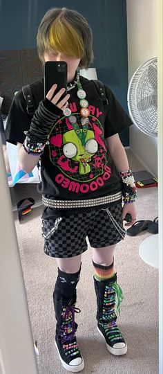 00s Emo Fashion, Scene Core Fashion, Scenecore Outfit Boy, Scene Outfits Colorful