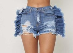 Sexy ruffle shorts with pockets and also distressed! Material- 98% cotton 2% spandex