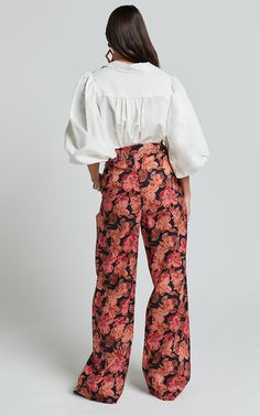 Make a bold statement in the Amalie The Label - Rosabel Linen Blend High Waisted Wide Leg Pants In Atalie Print. These black pants feature an eye-catching print that is sure to turn heads wherever you go. Whether you're dressing up for a party or keeping it casual for a weekend activity, these wide leg pants are the perfect choice. Made from a comfortable linen blend with a high waist and relaxed fit, they are both stylish and comfortable. With their full length design, these palazzo pants offer Basic Black Dress, High Waisted Wide Leg Pants, Neon Outfits, Spring Maxi Dress, Bachelorette Dress, Navy Bridesmaid Dresses, Spring Capsule Wardrobe, Long Sleeve Knit Dress, Cargo Skirt