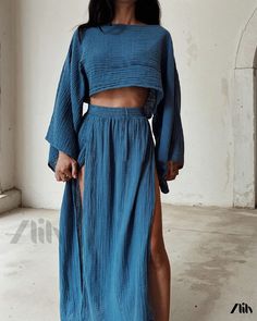 Chic Casual Wear Hybrid Top Alledaagse Outfit, Long Skirt Casual, Casual Chique, Flared Sleeves Top, Jumpsuit Outfit, Split Skirt, Linen Casual, Yoga Shorts