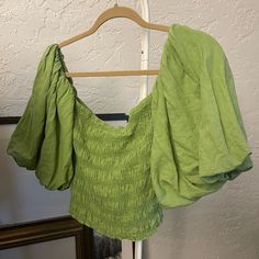 Brand New Young Fabulous & Broke Yacht Top Off The Shoulder Puff Sleeve Summer Blouse New With Tags! It Fits Xs And S Please Let Me Know If You Have Any Questions, Thank You!! Kimono Crop Top, Off Shoulder Ruffle Top, Shoulder Puff Sleeve, Womens Halter Tops, Linen Tank Top, Linen Tank, Summer Blouse, Corset Crop Top, Summer Blouses