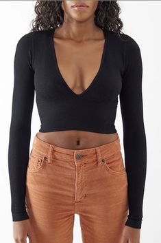 Urban Outfitters Josie Top, Chic Fitted V-neck Crop Top, Trendy V-neck Crop Top For Fall, Seamless Long Sleeve Top For Fall, Versatile V-neck Crop Top, Chic Long Sleeve Seamless Crop Top, Chic Seamless Long Sleeve Crop Top, Trendy Stretch V-neck Top For Fall, Stretch Seamless Low-cut Tops