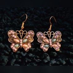 Brand New Pretty Butterfly Fashion Earrings Multicolor Butterfly Earrings For Pierced Ears, Multicolor Butterfly Earrings For Party, Butterfly Fashion, Pretty Butterfly, Earrings Color, Fashion Earrings, Jewelry Accessories, Jewelry Earrings, Womens Sizes