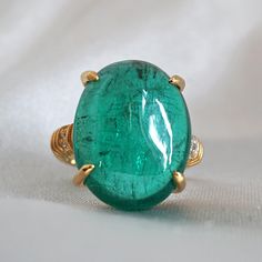 One Of A Kind: Oval Cabochon Emerald Diamond ring, 9ct – Tippy Taste Jewelry Emerald Diamond Ring, Emerald Stone, Emerald Diamond, Emerald Ring, Oval Cabochon, White Diamonds, Deep Green, Conflict Free Diamonds, Jewelry Lover