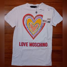 Moschino Classic T-Shirt Size 6 Spring Cotton Logo T-shirt, Multicolor Logo Print T-shirt For Spring, Multicolor Cotton T-shirt With Logo Print, Casual Logo T-shirt For Spring, Casual Multicolor Logo Print T-shirt, Casual Multicolor T-shirt With Logo Print, Love Moschino Logo, Moschino T Shirt, Black And White Heart