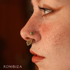 Beautiful 2-micron gold plating over sterling silver nose stud set with turquoise stone. This listing is for a SINGLE nose stud. Description ♦ Material: 2-micron gold plating over sterling silver ♦ Gauge / Bar size: 20 Gauge / 0.8mm ♦ Total size: 5mm / 0.19'' ♦ Blue Sapphire: 3mm / 0.11'' ♦ Nickel Free! ♦ SHIPPING TO THE U.S WITHIN 5 BUSINESS DAYS! ♦ Need a different gauge? I can create a custom order for you. It will take me 5-6 weeks to create - contact me. How to use the septum Correctly To t Nose Bridge Piercing, Nose Stud Piercing, Small Nose Studs, Nostril Jewelry, Silver Nose Stud, Tiny Nose Studs, Septum Piercing Jewelry, Nose Piercing Stud, Stud Piercing