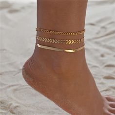 A beautiful anklet bracelet set - Simple and Elegant yet affordable. A great beach vacation jewelry.Each set includes:♥ 1 Chain Anklet♥ 1 Leaf Anklet♥ 1 Herringbone AnkletProduct Details:Length♥ Chain Ankle Bracelet: 8 inches + 1-3/4 inch extension / 20.5cm + 4.5cm extension ♥ Leaf Ankle Bracelet: 7-3/4 inches + 1-3/4 extension / 20cm + 4.5cm extension ♥ Herringbone Ankle Bracelet: 8-1/4 inches + 1-3/4 inch extension / 21cm + 4.5cm extension Material♥ Gold Plated Copper AlloyClosure♥ Lobster Cla Star Anklet, Beach Foot Jewelry, Crochet Barefoot Sandals, Summer Beach Jewelry, Anklets For Women, Beaded Ankle Bracelets, Foot Bracelet, Leg Chain, Beaded Ankle