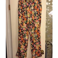 Floral Pants Perfect For The Spring! Can Be Paired With A Tee, Blazer, Etc. The Best Part - These Pants Can Be Dressed Up Or Dressed Down! Never Worn Before! Floral Pants, Pants Color, Dressed Down, Pant Jumpsuit, Pants For Women, Dress Up, Womens Sizes, Blazer, Floral