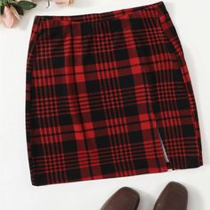 Never Worn Red And Black Plaid Thigh Split High Waisted Mini Slight Stretch Black Plaid Skirt Outfit, Black Plaid Skirt, Pu Skirt, Red Plaid Skirt, School Uniform Fashion, Pu Leather Skirt, Casual Skirt Outfits, Plaid Pencil Skirt, Women Skirts