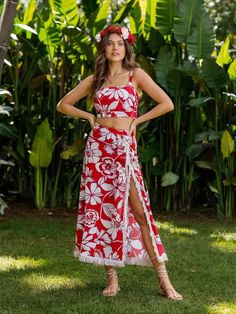 Aloha, Luau Ladies! Your Ultimate Guide to Island Style 3 Grass Skirt, Trendy Outfit Ideas, Life Of The Party