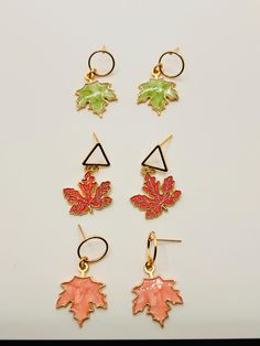 Dainty light weight fall leaf earrings. Jewelry For Mom, Fashion Minimalist, Gold Dangle Earrings, Fall Leaf, Women Halloween, Halloween Jewelry, Gold Earrings Dangle, Dainty Earrings, Halloween Women