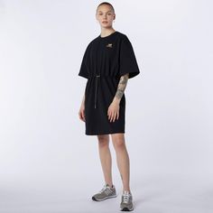 Embrace Effortless Style With The Nb Athletics Tee Dress. Made From Soft Heavyweight Cotton Jersey Fabric With A Relaxed Fit That Drapes Comfortably On The Body, This Women’s Dress Is Destined To Become A Wardrobe Staple. A Cinch Draw Cord At The Waist Lets You Adjust The Fit For Comfort And Style And A Stacked Logo On The Chest Adds A Fun, Sporty Look. Size Medium (Oversized) Brand New With Tags! Retails $92 Black T-shirt Dress For Loungewear, Casual Black Streetwear Dress, Casual Black T-shirt Dress, White Tennis Dress, Athletic Dresses, New Balance White, New Balance Black, Athletic Dress, Tennis Skirts