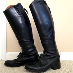 Lightly Worn Ariat Heritage 2 Field Boots. Bought Brand New, Only Worn For Horse Shows And Kept In Competition- Condition. Full Functioning Zippers, Leather Is Broken In And Comfortable. Size 6, Medium Height, Regular Calf. Used In Equestrian Show Jumping Competitions, But Also Have Seen Them Used As A Fashion Shoe! Classic Black Boots For Shows, Fitted Round Toe Boots For Shows, Equestrian Show Jumping, Field Boots, Ariat Shoes, Show Jumping, Show Horses, Moto Boots, Equestrian