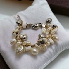 Chico's Jill Bracelet White Shell Pearl Beads Braided Magnet Closure New With Tag 7" New Old Stock - Tag Attached But It Has Been Cut - See Photos For Details Ready To Wear, Give As A Gift Or Add To Your Collection! Many Of My Items For Sale Are Treasures From The Past And May Reflect Both History And Age. Please Enlarge Photos For Detailed Condition Of Each Item. Email Any Questions You Have Prior To Purchase And Thank You For Looking! Chicos Jewelry, Items For Sale, Pearl Beads, Womens Jewelry Bracelets, White And Black, Ready To Wear, Shells, Braids, The Past