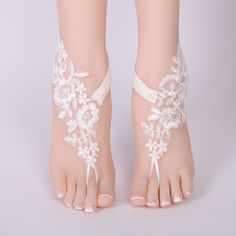 Gypsy Style Bridal Foot Chain Women Floral Lace Crystal Stud Feet Jewelry Pearl Barefoot Sandals, Lace Barefoot Sandals, Bridal Anklet, Diamond Anklet, Beach Wedding Sandals Barefoot, Wedding Anklets, Beach Wedding Shoes, Crochet Barefoot Sandals, Handmade Anklets