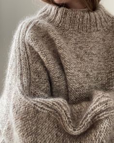 Yarn Making, Tweed Yarn, Plus Size Pullover, Winter Fits, Sweater Knitting Patterns, 가을 패션, Sweater Pattern, Knitting Inspiration, Looks Style