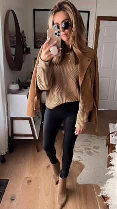 Winter Work Outfits For Women, Neutral Fall Outfits, Karina Style, Fabulous 50, Nyc Fall, Amazon Clothes, Business Casual Outfits For Women, Boots Style, Fall Outfits For Work