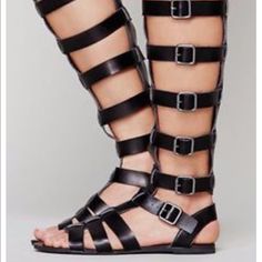 Brand New Without Box. Never Worn Before Outgrowing. Size 8 Bought Directly From Free People! Super Cute Black Sandals Price Reflects Fees And Is Firm Listed Elsewhere Please Check Availability Veja Women, Gladiator Boots, Office Shoes Women, Black Gladiator Sandals, Flat Heel Boots, Leather Gladiator Sandals, Roman Fashion, Slingback Shoes, Free People Shoes