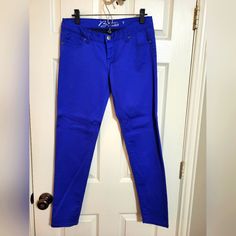 Size 9 Nwot Celebrity Blues Pants Blue Spring Stretch Blue Jeans, Blue Stretch Jeans For Spring, Mid-rise Blue Pants With Pockets, Fitted Mid-rise Blue Pants, Stretch Blue Jeans With Pockets, Blue Stretch Jeans With Pockets, Stretch Blue Bottoms For Spring, Blue Stretch Bottoms For Spring, Blue Stretch Mid-rise Jeans