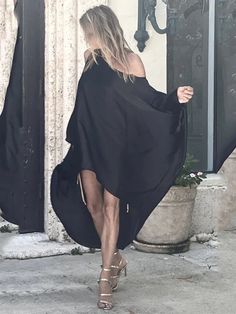 Stylish Loose High-Low Batwing Sleeves Black Midi Dress Black Long Sleeve Maxi Dress For Summer, Oversized Long Sleeve Black Maxi Dress, Oversized Black Maxi Dress For Spring, Spring Black Oversized Maxi Dress, Spring Oversized Black Maxi Dress, Oversized Black Spring Dress, Black High-low Hem Spring Dress, Black High-low Hem Dress For Spring, Oversized Black Maxi Dress