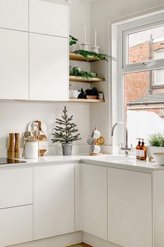 the kitchen is clean and ready to be used for christmas dinner or other holiday celebrations