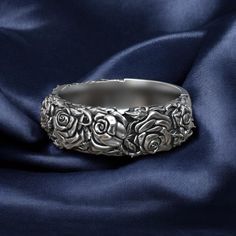 Embrace the blend of beauty and edge with this Roses Thorn Pattern Biker Ring, expertly crafted from 925 sterling silver. This striking ring features an intricate design of roses intertwined with thorns, symbolizing both the allure and the danger of life on the road. Designed for both men and women, this gothic-inspired biker ring adds a touch of rebellious elegance to any outfit. The detailed craftsmanship highlights the contrast between the delicate roses and the sharp thorns, making it a capt Biker Gifts, Viking Ring, Masonic Ring, Biker Rings, Retro Ring, Animal Rings, Everyday Rings, Handmade Rings, Gifts For Brother