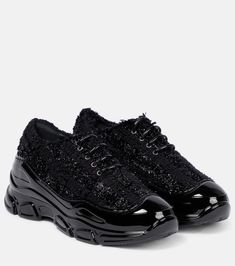 Embellished low-top sneakers in black - Simone Rocha | Mytheresa Sneakers Black, Wedge Heels, A Box, Low Top, Top Sneakers, Casual Style, Rubber Sole, Color Design, Portugal