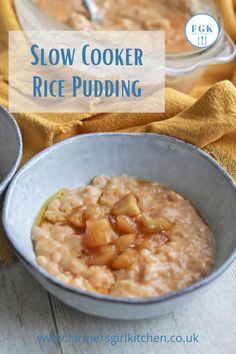 slow cooker rice pudding in a bowl