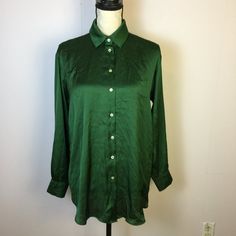 Nwt Zara Blouse Top Shirt Sz S Womans Emerald Green Satin Long Sleeve Button Up *Measurements Is Done With The Item Laying Down Flat Bust: 20.5" Waist: 21" Length: 28" *Condition: New With Tags - Will Be Packaged With Care And Shipped With 2 Days - Ships From A Smoke Free Home Green Button Closure Blouse For Office, Green Office Blouse With Button Closure, Green Button-up Blouse For Office, Classic Blouse With Collar And Buttons, Green Office Tops With Button Closure, Formal Solid Color Tops With Buttons, Zara Classic Top With Spread Collar, Classic Green Blouse For Work, Classic Solid Tops With Button Closure