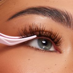 Our best selling Invisi-Lash Bond & Seal is now available in clear for a more subtle look. Not like your average adhesive, Invisi-Lash locks lashes into place for around 1 week. The 'bond' side of our Invisi-Lash can be applied to the base of your natural lashes and our 'seal' side locks your lashes in place once Individual Clusters are applied. After taking customer feedback on board we have updated our wands for an easier, mess free application. Our updated formula has a faster drying time whi Tatti Lashes Individual, Eyelash Application, Oil Based Makeup Remover, Wispy Volume, Lash Kit, Russian Volume Lashes, Cat Eye Lash, Lash Extensions Styles, Lash Clusters