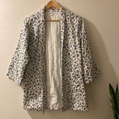 Never Worn Kimono Style Jacket By Bobbie Wren. Black & White Print Quilted Fabric 100% Cotton White Open Front Outerwear For Work, Casual Outerwear With Floral Print For Daywear, White Cotton Outerwear With Floral Print, White Cotton Open Front Outerwear, White Open Front Cotton Outerwear, White Relaxed Fit Outerwear, Relaxed Fit White Outerwear For Day Out, White Cotton Outerwear For Day Out, White Relaxed Fit Blazer For Fall