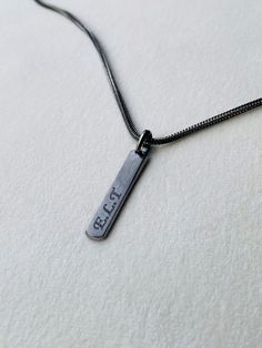 Men Necklace - 925 Sterling Silver Custom Engraved Men Necklace - Personalized Men's Jewelry - Custom Men Necklace - Gift for Son - Birthday Gift for Him - Gift for Son - Gold Men Necklace - Silver Men JewelryPerfect Gift for Him - Gift for Boyfriend - Gift for Son - Gift for FatherDESCRIPTION • AND • DETAILS- Material: 925 Sterling Silver - Finish: Silver , 14K Gold , 14K White Gold , Black (Rhodium)- Pendant Dimensions: 28 mm (height) x 5 mm (width)- Can be personalized. Please note that engra Minimalist Box Chain Jewelry For Father's Day, Minimalist Sterling Silver Necklace For Father's Day, Minimalist Stainless Steel Necklace For Father's Day, Minimalist Box Chain Necklace For Father's Day, Minimalist Rectangular Pendant Necklace For Father's Day, Minimalist Engraved Dog Tag Necklace, Father's Day Minimalist Rectangular Pendant Necklace, Minimalist Pendant Necklace For Father's Day, Minimalist Rectangular Pendant Jewelry For Father's Day