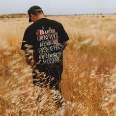 Bringing you the most versatile heavyweight shirt, our Max Heavyweight is a classic boxy fit popularized in the 90s streetwear scene. This timeless t-shirt is still a statement piece for any occasion.Please give us 1-4 business days before your order is shipped out. YARN COUNT: 16 SINGLES / 245-255 GSM 100% USA COTTON Retro look TOTC Woven Label 3.5% lycra mock neck ribbing Heavy knitting Slight oversized fit Oversized Pre-shrunk Graphic Tee Shirt, Oversized Slogan Shirt For Streetwear, Oversized Graphic Tee Shirt, Oversized Graphic Print Shirt For Everyday Wear, Casual Relaxed Fit Shirt With Back Print, Casual Shirt With Relaxed Fit And Back Print, Relaxed Fit Cotton Shirt With Back Print, Cotton Relaxed Fit Shirt With Back Print, Cotton Shirt With Back Print And Relaxed Fit