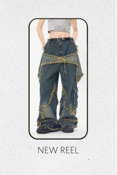 Y2K Vintage High Waist Wide Leg Blue Jeans - American Streetwear Fashion Streetwear Fashion Y2k, Hoodies Y2k, Style Dark Academia, American Streetwear, Y2k Shirts, Iconic Y2k, Cargo Pants Streetwear, High Waisted Black Jeans, Y2k Era