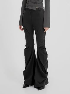 Composition : 58% Polyester, 38% Rayon, and 4% SpandexCountry of Origin : KOREA Women's Pants Pattern, Black Fantasy Pants, Cool Pants Design, Asymmetrical Trousers, Skirt On Pants, Futuristic Pants, Arcane Fashion, Androgyny Fashion, Dress With Pants