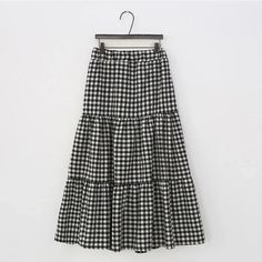 Kukombo Maxi Skirt Women Ankle Length Cotton-linen Black & White Plaid Elastic Waist Tiered Pleated Long Skirt Ladies falds Brand Name Kukombo Material COTTON Material Linen Style Prairie Chic Elasticity Slight Strech Origin US(Origin) CN Guangdong Season Spring/Summer Fabric Type Cotton linen Waistline empire Pattern Type Plaid Fit Type Regulai Fit Silhouette Pleated Dresses Length Ankle-Length Age MIDDLE AGE Decoration none Sizing Info Maxi Length 92cm, Waist 60-90cm, Hip 120cm Product Display Summer Black Cotton Maxi Skirt, Black Cotton Maxi Skirt For Summer, Black Cotton Skirt For Summer, Spring Black Cotton Skirt, Black Cotton Midi Skirt, Gingham Skirt, Pleated Long Skirt, Womens Maxi Skirts, Linen Style